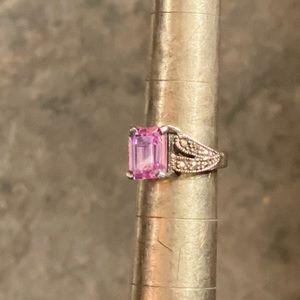 Vintage Silver Crystal Marcasite Pave Ring w dynamic Amethyst stone Sz 7